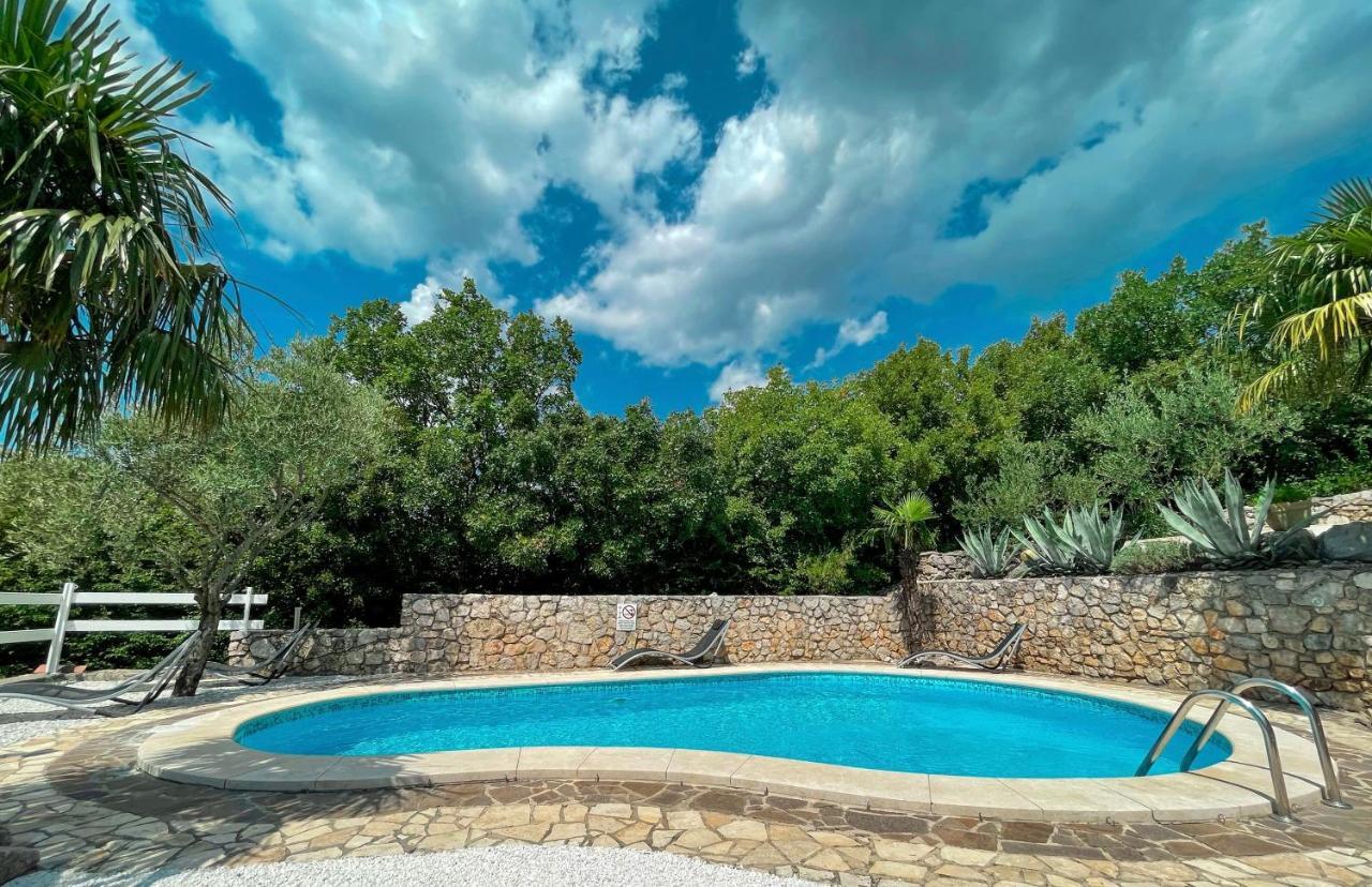 Apartments Villa Klaudia - Adults Only Crikvenica Exterior photo